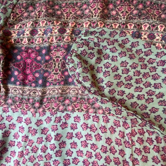 Long Sleeved Multi-coloured Mid-length Patterned Dress - Picture 6 of 10